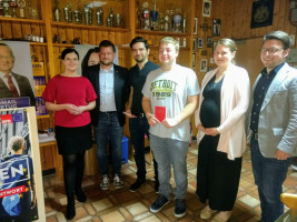 Xenia Wilk, Matthias Kuhn, Tobias Bergmann und Carolin Wagner auf der Mitgliederversammlung zur Wahl von Delegierten und Ersatzdelegierten zur Kreisdelegiertenkonferenz