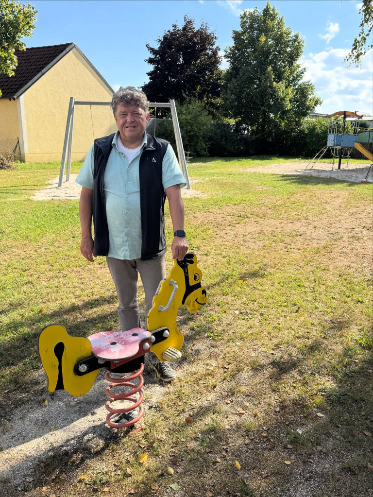 2025-09-18 Andreas Weinmann Großer Kinderspielplatz in Klardorf 1