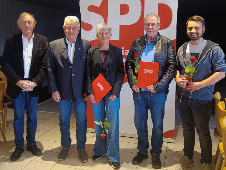 2025-05-16 SPD Fronberg Mitgliederversammlung Gruppenbild