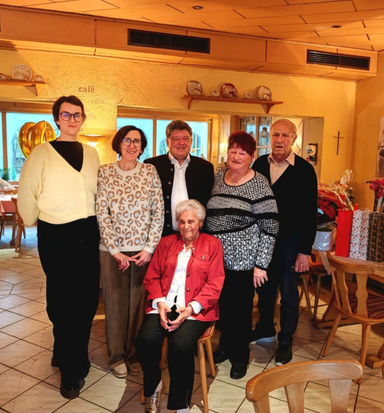 2025-12-04 Geburtstag Betty Scherl